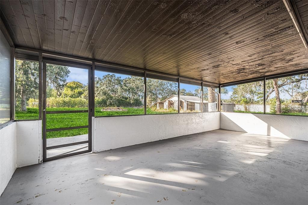 For Sale: $384,900 (3 beds, 2 baths, 1720 Square Feet)