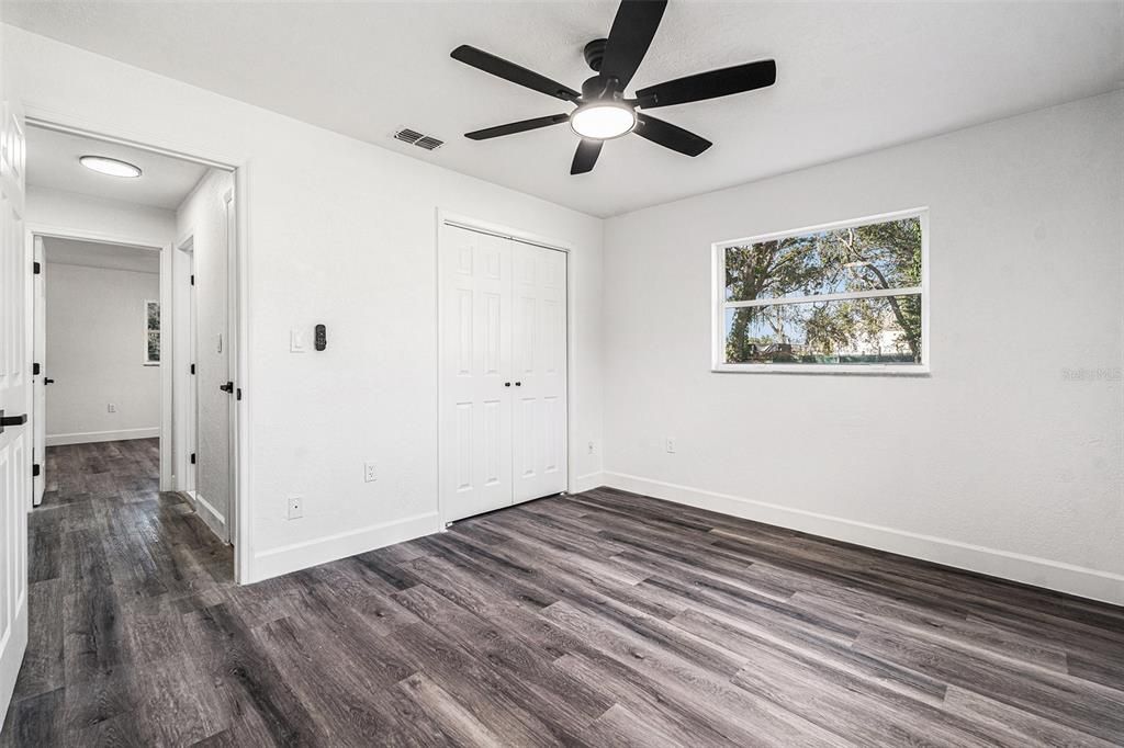 For Sale: $384,900 (3 beds, 2 baths, 1720 Square Feet)