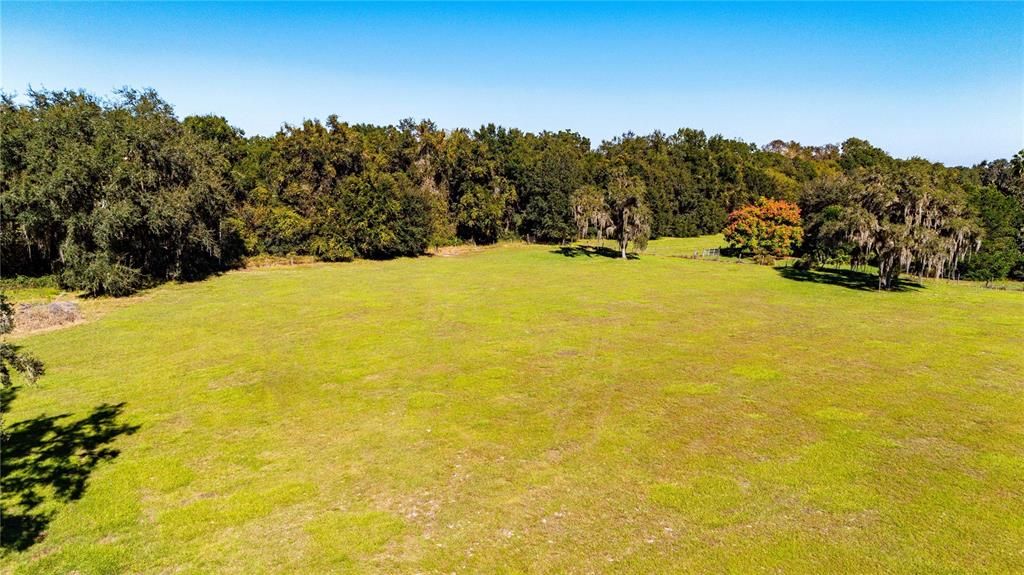 For Sale: $715,000 (3 beds, 2 baths, 1456 Square Feet)