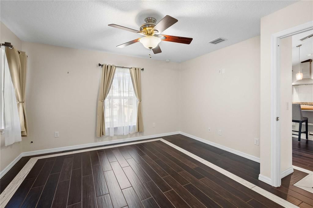 For Sale: $715,000 (3 beds, 2 baths, 1456 Square Feet)