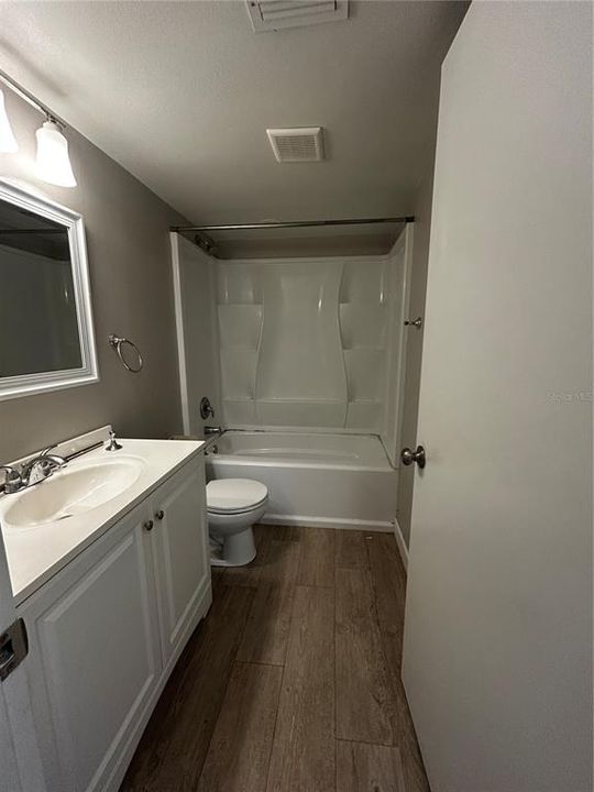 En Renta: $2,200 (2 camas, 2 baños, 950 Pies cuadrados)