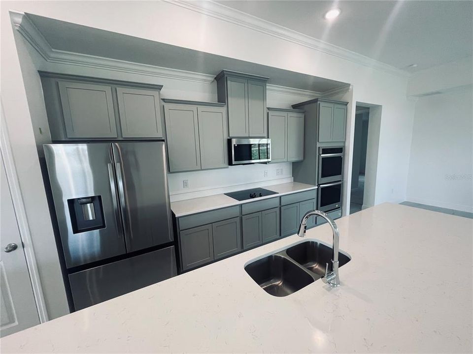 Active With Contract: $789,900 (4 beds, 3 baths, 3526 Square Feet)