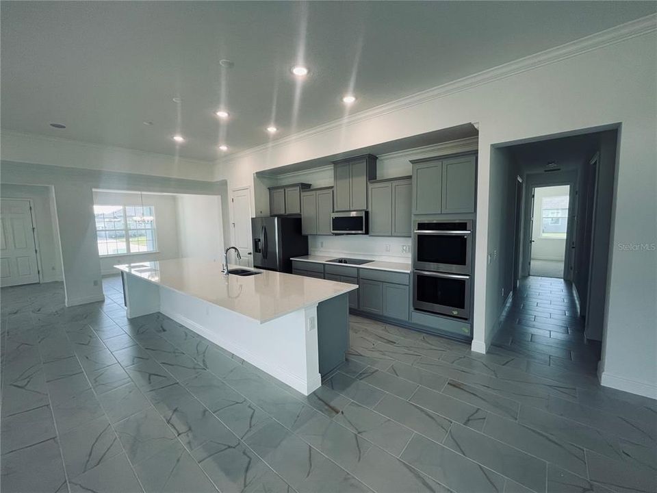 Active With Contract: $789,900 (4 beds, 3 baths, 3526 Square Feet)