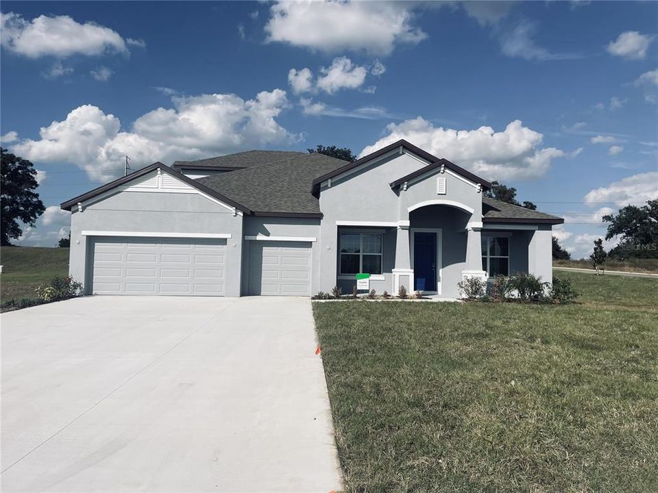 Active With Contract: $789,900 (4 beds, 3 baths, 3526 Square Feet)