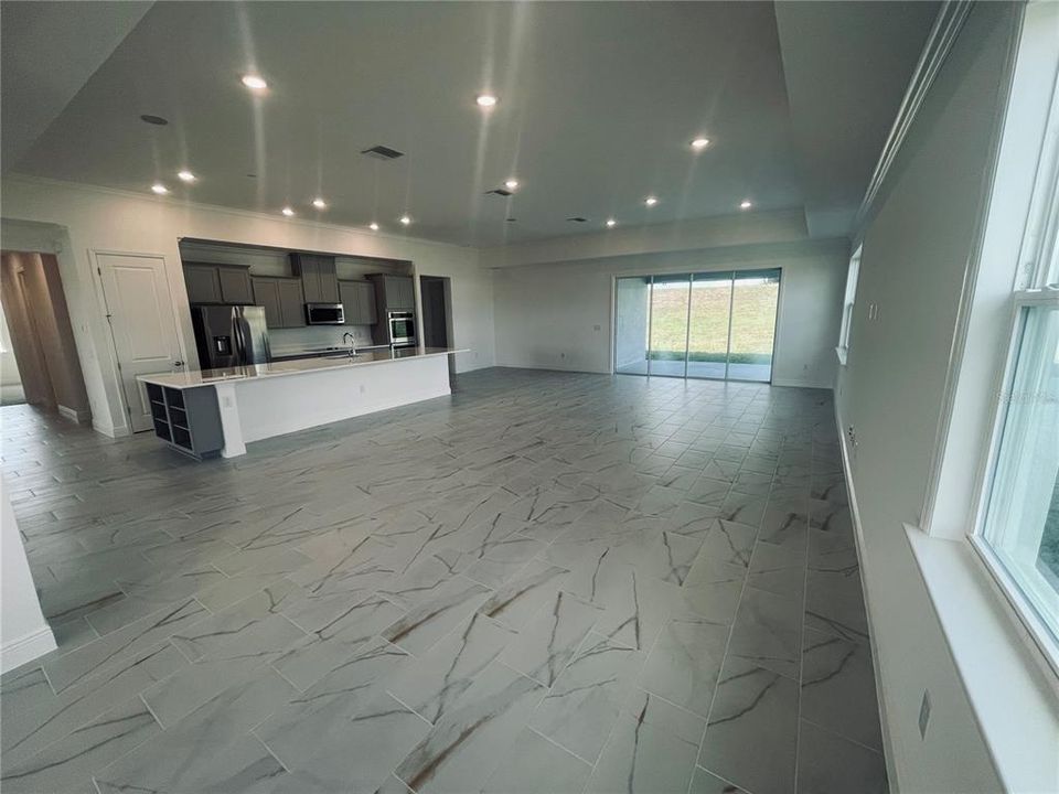 Active With Contract: $789,900 (4 beds, 3 baths, 3526 Square Feet)