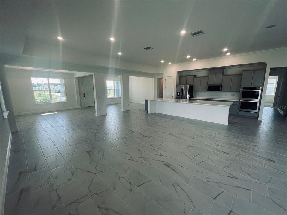 Active With Contract: $789,900 (4 beds, 3 baths, 3526 Square Feet)