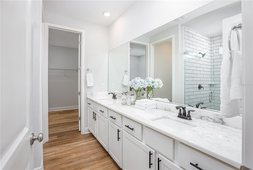 Active With Contract: $789,900 (4 beds, 3 baths, 3526 Square Feet)