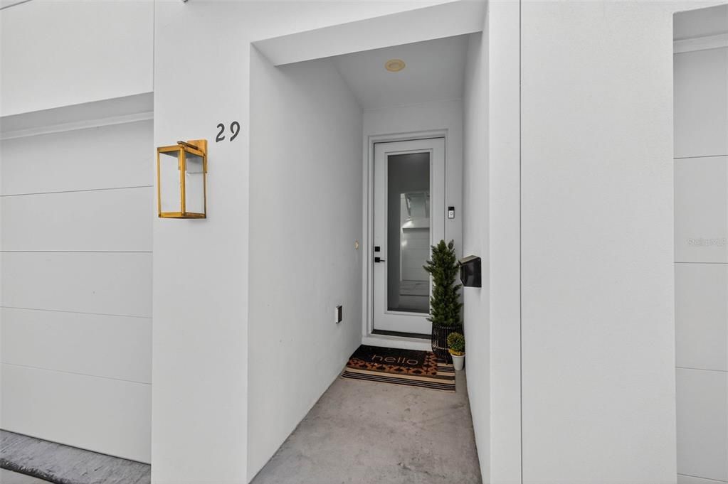 Active With Contract: $799,000 (3 beds, 3 baths, 1990 Square Feet)