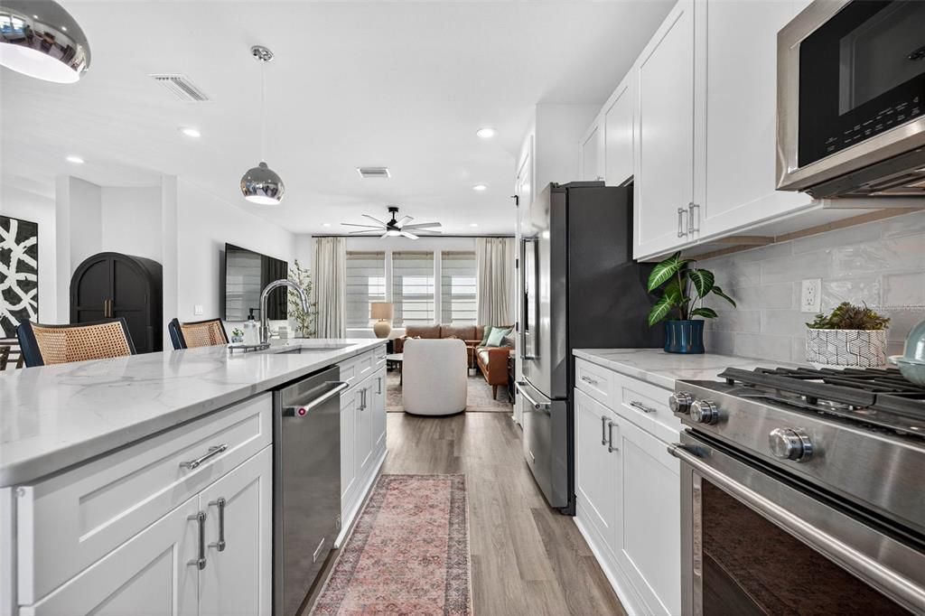 Active With Contract: $799,000 (3 beds, 3 baths, 1990 Square Feet)