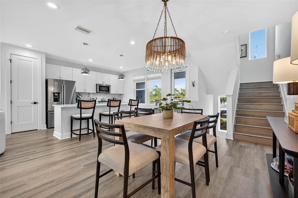 Active With Contract: $799,000 (3 beds, 3 baths, 1990 Square Feet)