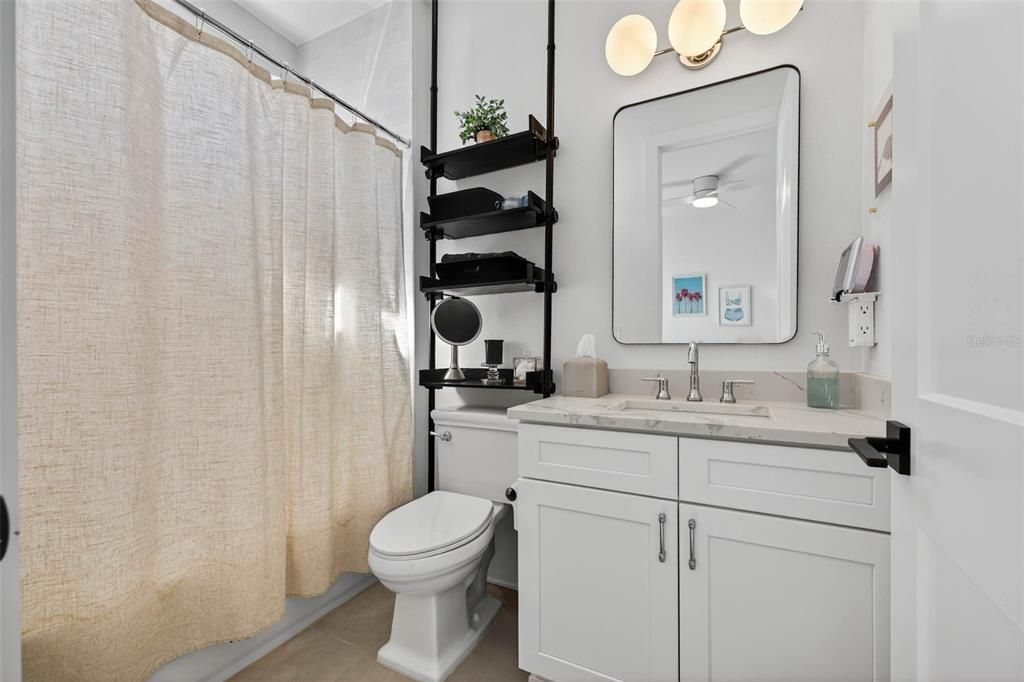 Active With Contract: $799,000 (3 beds, 3 baths, 1990 Square Feet)