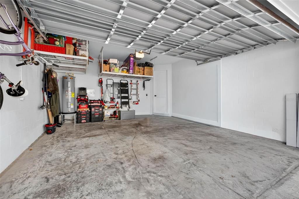 Active With Contract: $799,000 (3 beds, 3 baths, 1990 Square Feet)