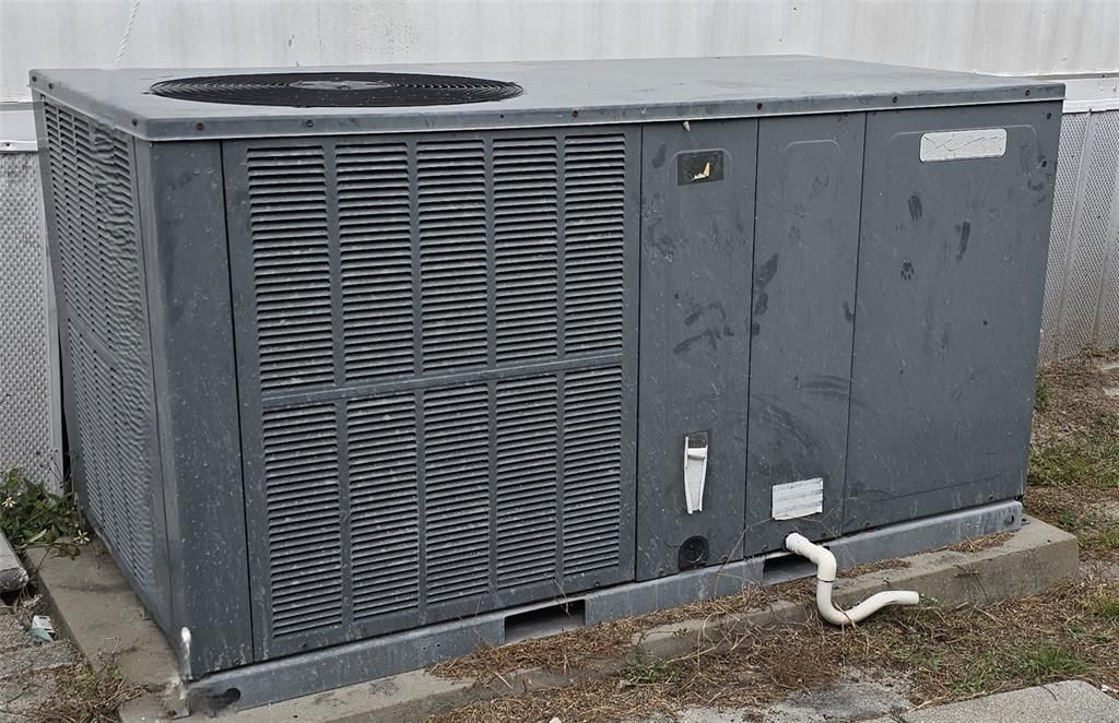 En Venta: $175,900 (3 camas, 2 baños, 1152 Pies cuadrados)