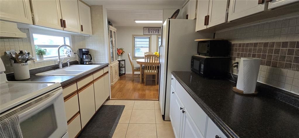 En Venta: $175,900 (3 camas, 2 baños, 1152 Pies cuadrados)