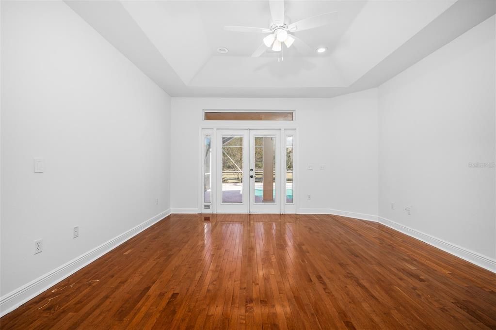 En Venta: $775,000 (4 camas, 3 baños, 3471 Pies cuadrados)