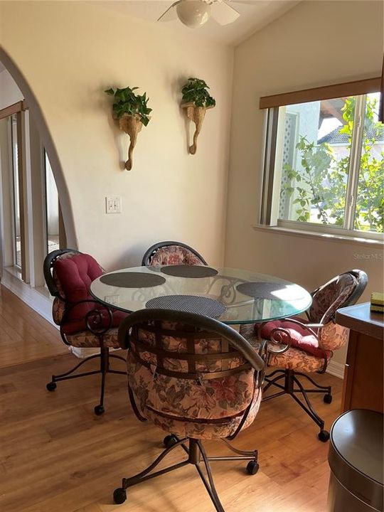 For Sale: $899,000 (4 beds, 3 baths, 3131 Square Feet)