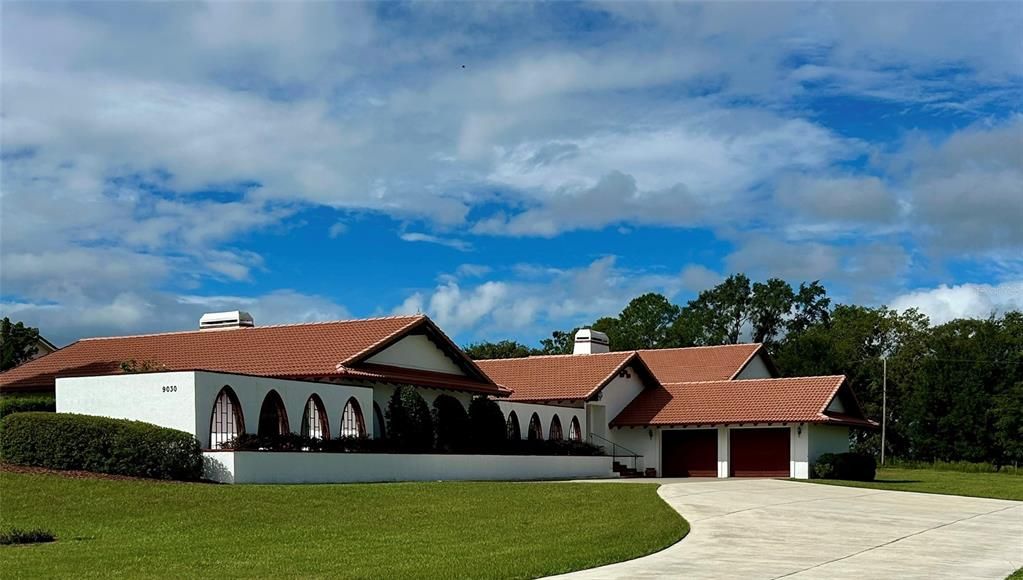 For Sale: $899,000 (4 beds, 3 baths, 3131 Square Feet)