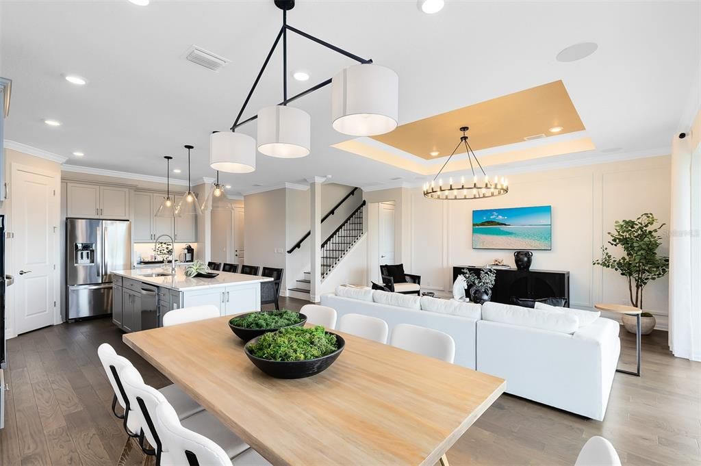 合同活跃: $536,220 (4 贝兹, 3 浴室, 2894 平方英尺)