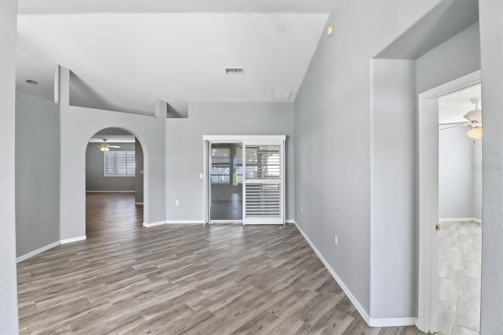 For Sale: $269,000 (3 beds, 2 baths, 1974 Square Feet)