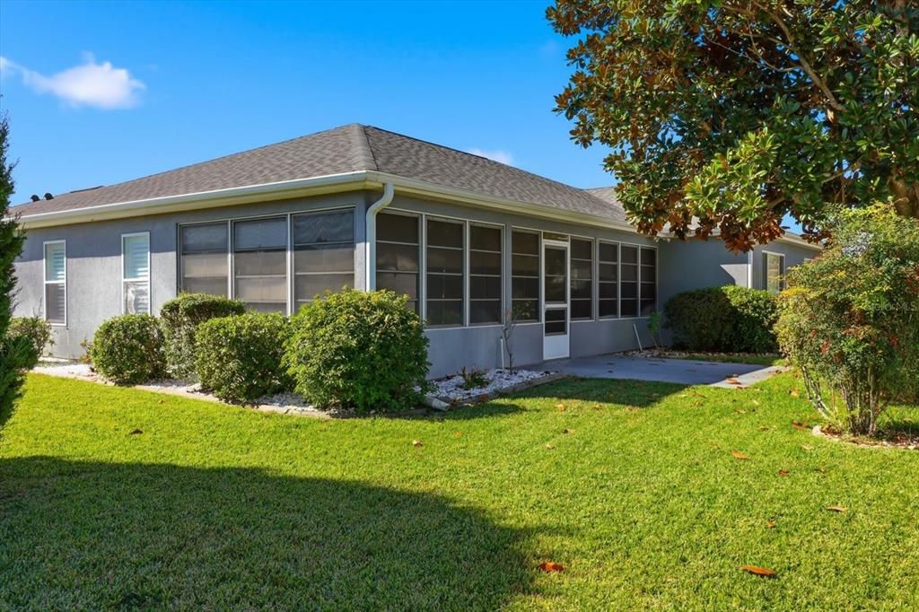 For Sale: $269,000 (3 beds, 2 baths, 1974 Square Feet)