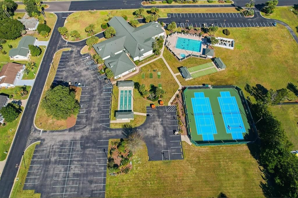 For Sale: $269,000 (3 beds, 2 baths, 1974 Square Feet)