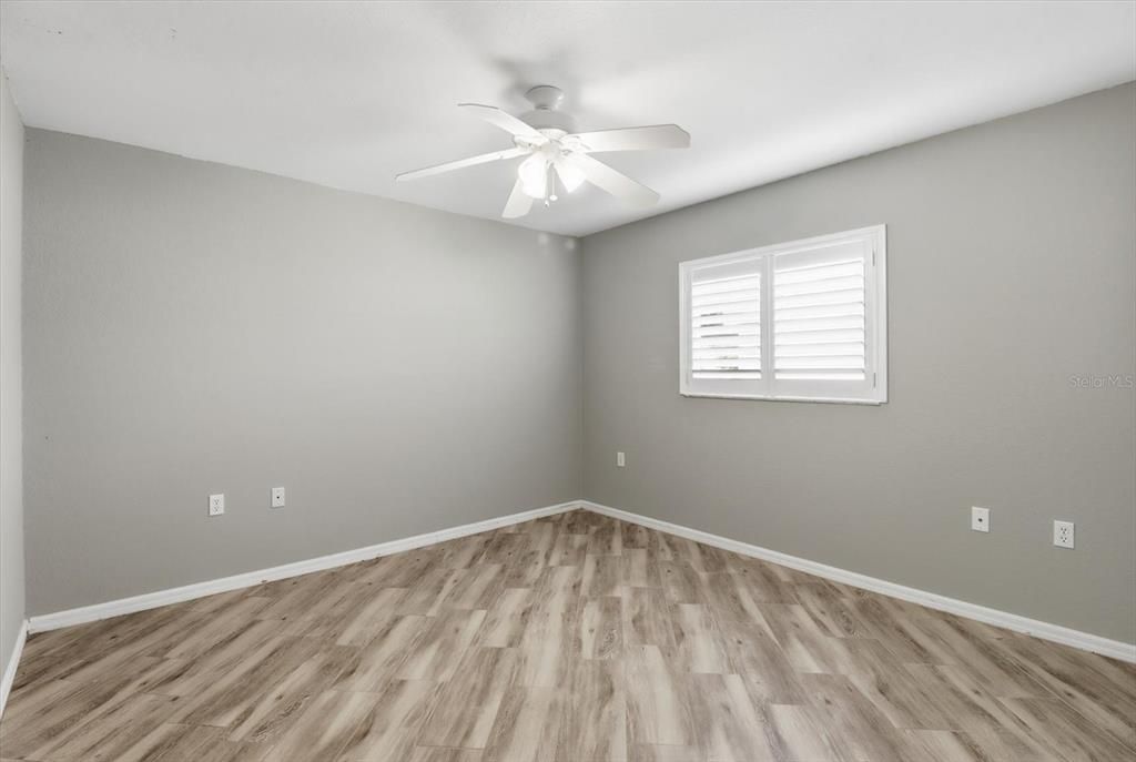 For Sale: $269,000 (3 beds, 2 baths, 1974 Square Feet)