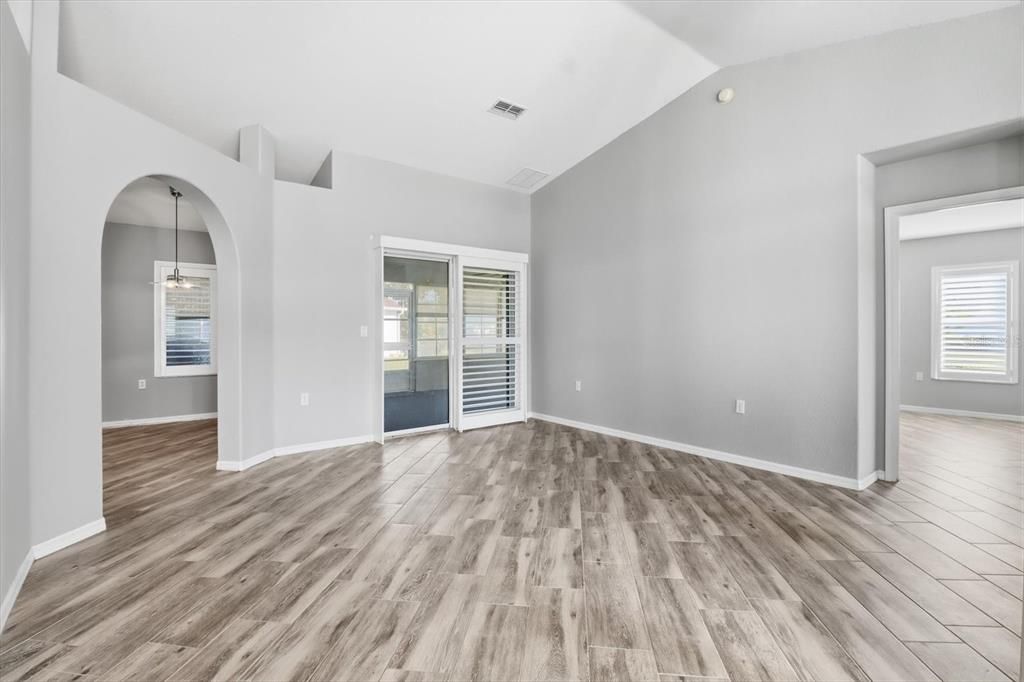 For Sale: $269,000 (3 beds, 2 baths, 1974 Square Feet)