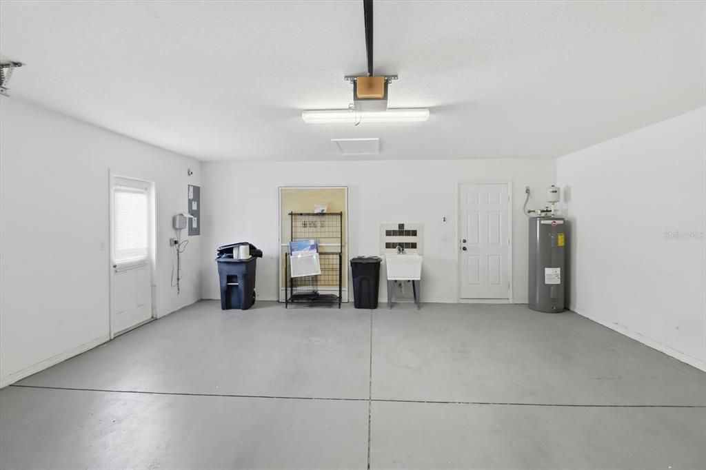 For Sale: $269,000 (3 beds, 2 baths, 1974 Square Feet)