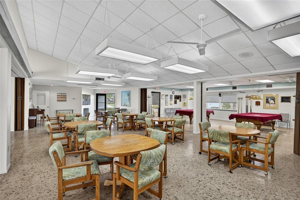 Activo con contrato: $219,999 (2 camas, 2 baños, 1383 Pies cuadrados)