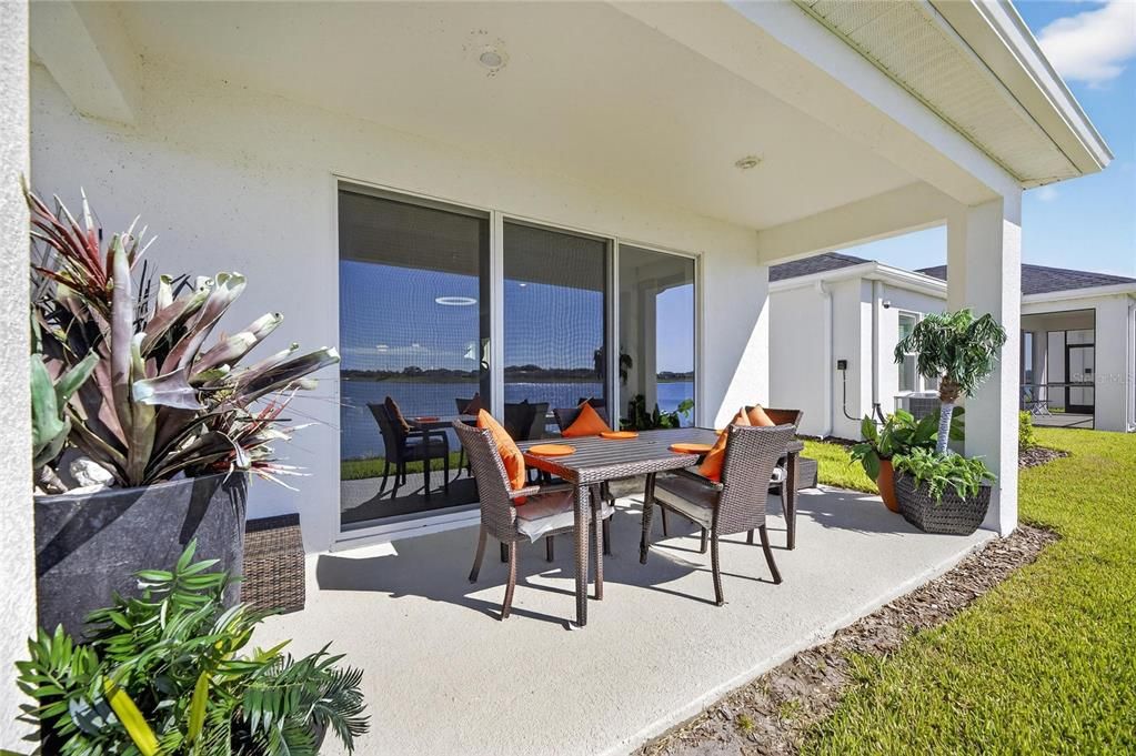 For Sale: $560,000 (4 beds, 3 baths, 2213 Square Feet)