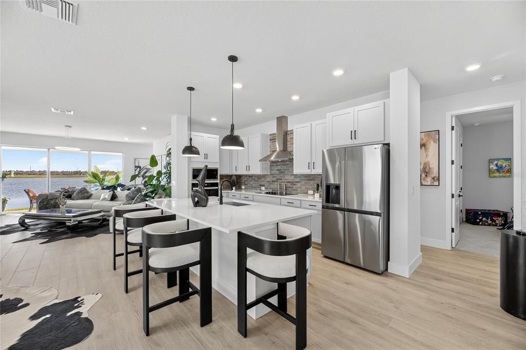 For Sale: $560,000 (4 beds, 3 baths, 2213 Square Feet)