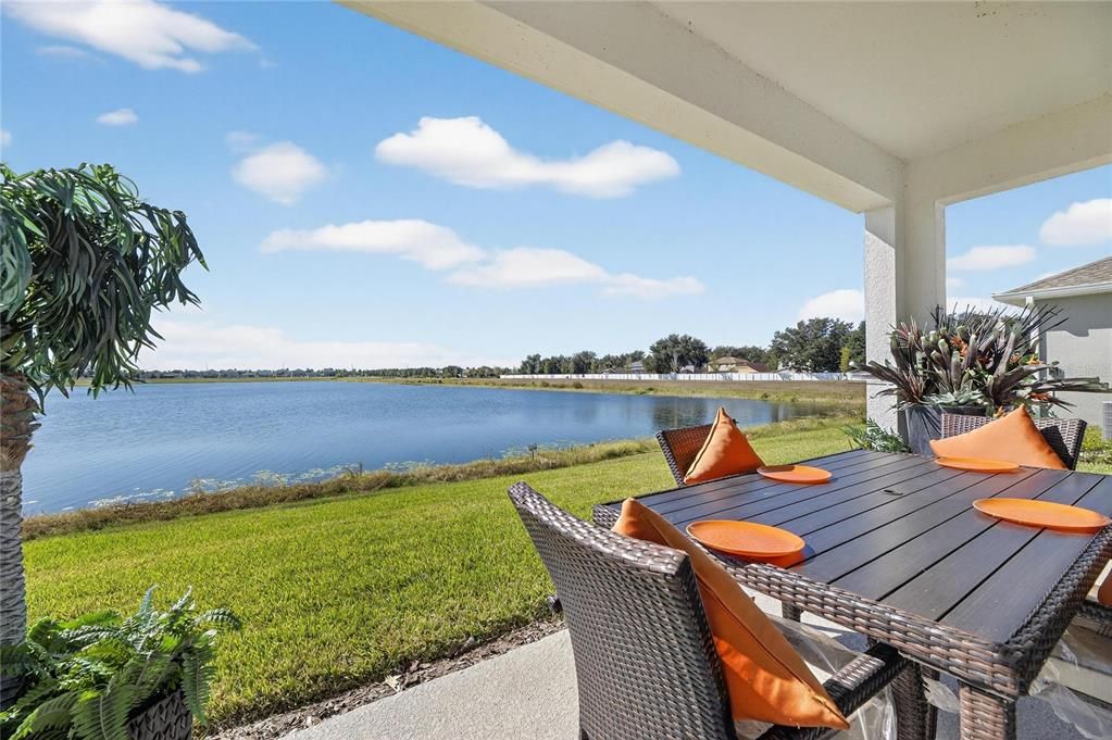 For Sale: $560,000 (4 beds, 3 baths, 2213 Square Feet)