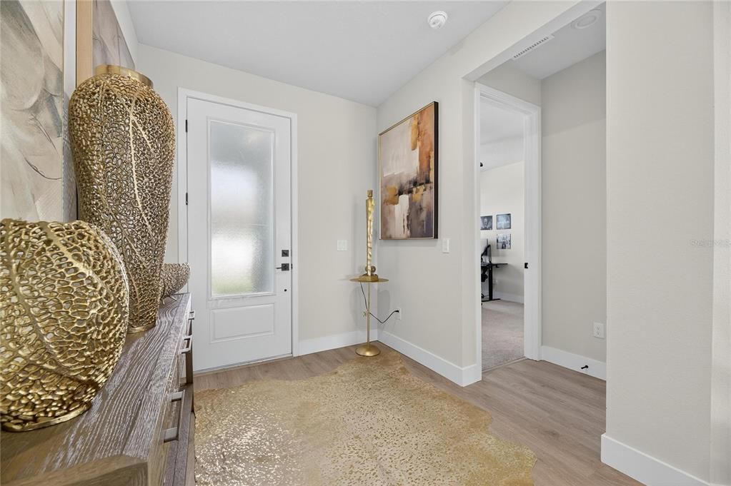 For Sale: $560,000 (4 beds, 3 baths, 2213 Square Feet)