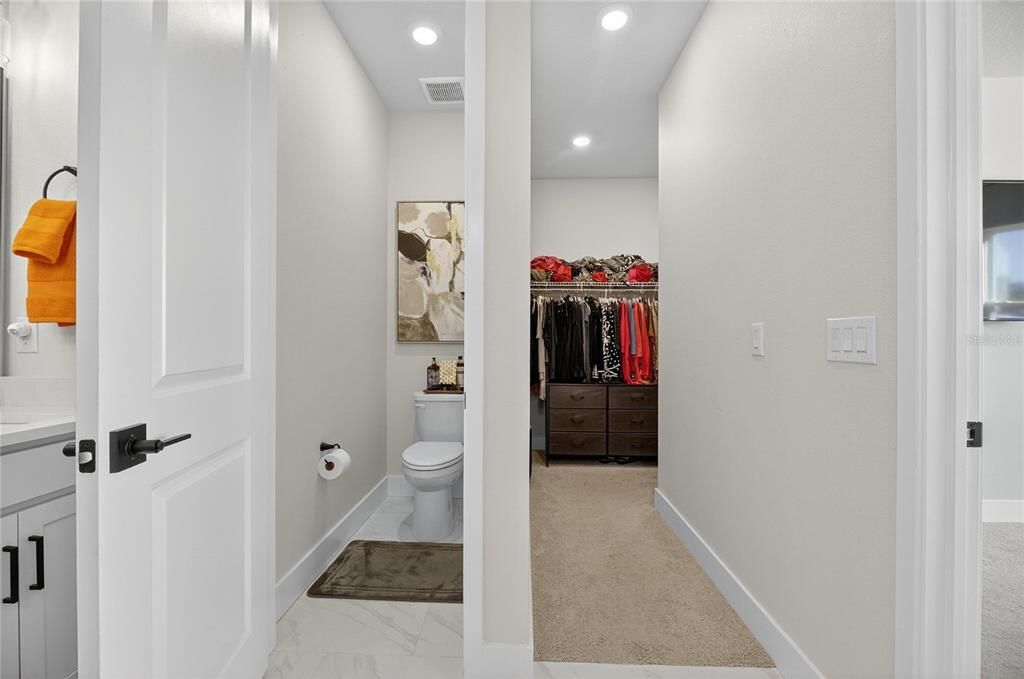 For Sale: $560,000 (4 beds, 3 baths, 2213 Square Feet)