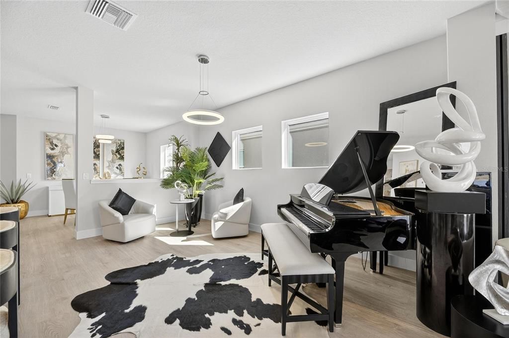 For Sale: $560,000 (4 beds, 3 baths, 2213 Square Feet)