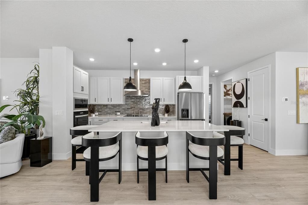 For Sale: $560,000 (4 beds, 3 baths, 2213 Square Feet)