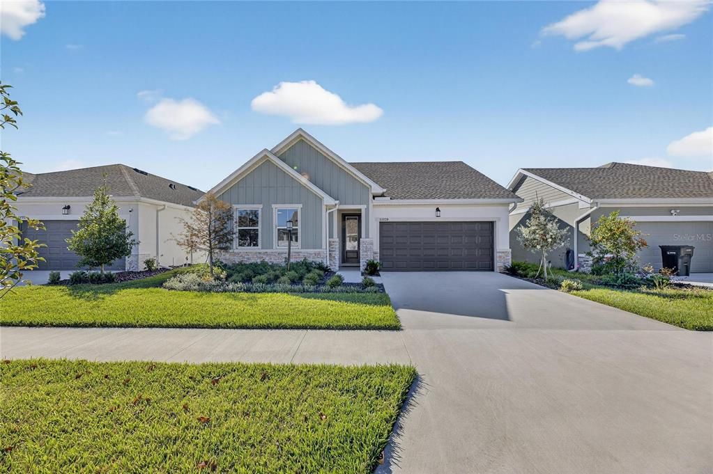 For Sale: $560,000 (4 beds, 3 baths, 2213 Square Feet)