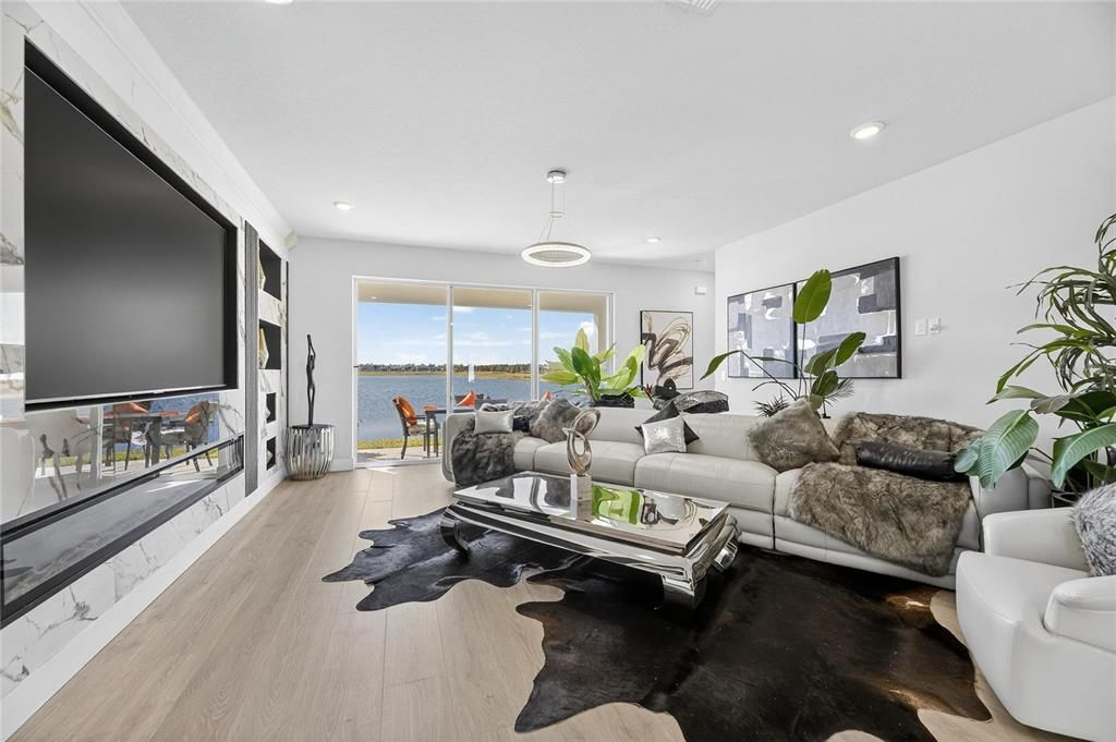 For Sale: $560,000 (4 beds, 3 baths, 2213 Square Feet)