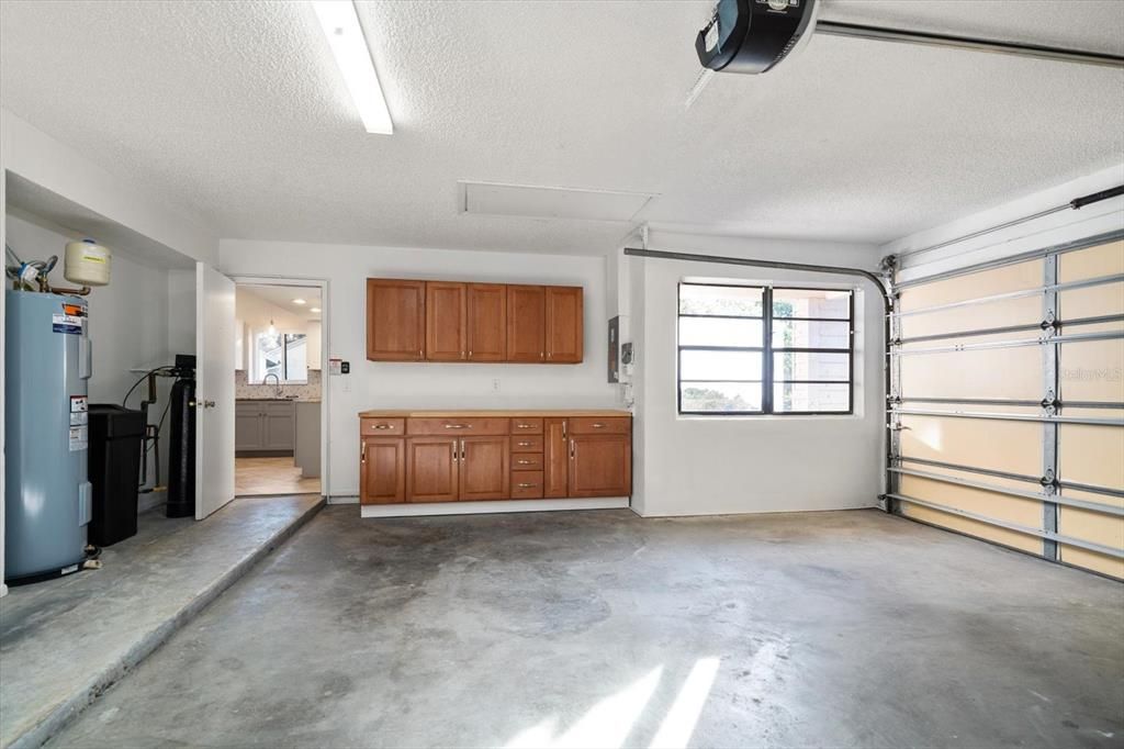 Activo con contrato: $389,000 (3 camas, 2 baños, 1584 Pies cuadrados)