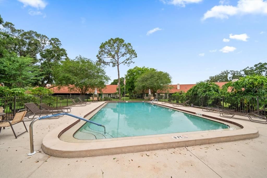 Activo con contrato: $389,000 (3 camas, 2 baños, 1584 Pies cuadrados)