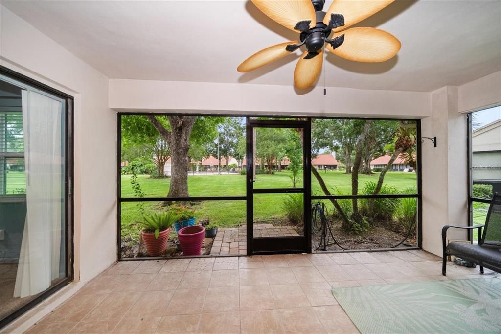 Activo con contrato: $389,000 (3 camas, 2 baños, 1584 Pies cuadrados)