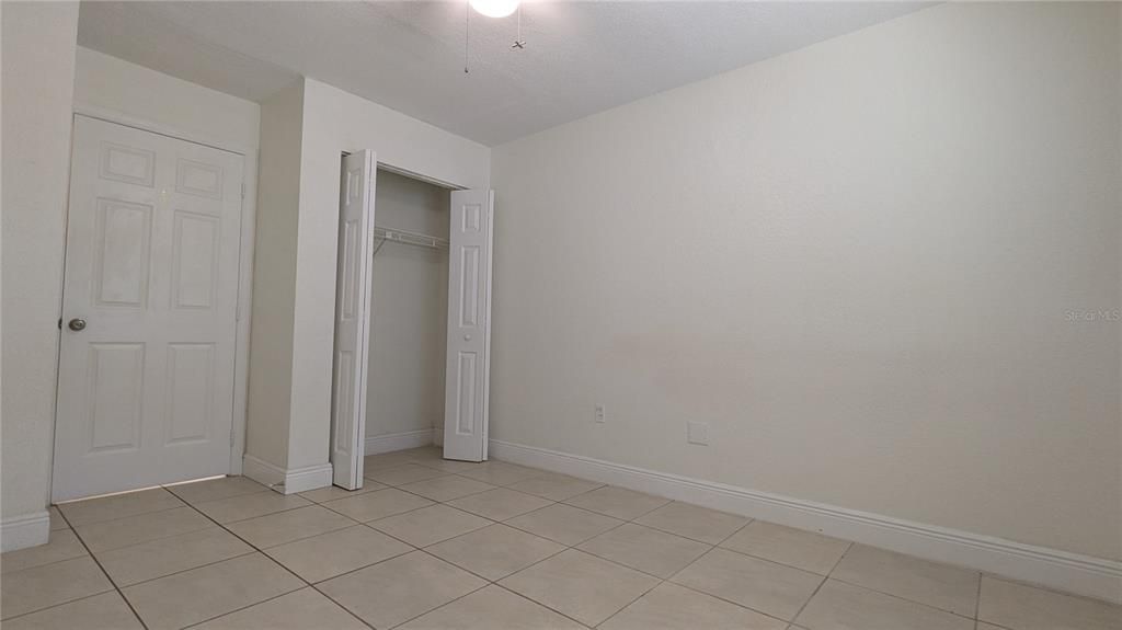 Active With Contract: $1,585 (3 beds, 2 baths, 1250 Square Feet)