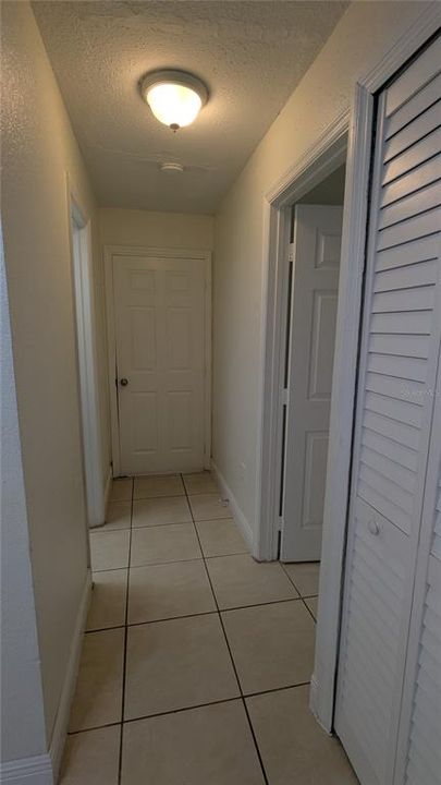 Active With Contract: $1,585 (3 beds, 2 baths, 1250 Square Feet)