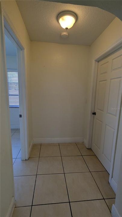 Active With Contract: $1,585 (3 beds, 2 baths, 1250 Square Feet)