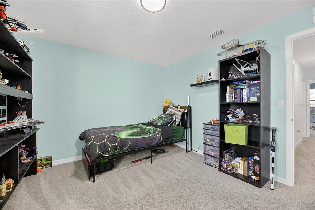 待售: $379,900 (4 贝兹, 3 浴室, 2435 平方英尺)