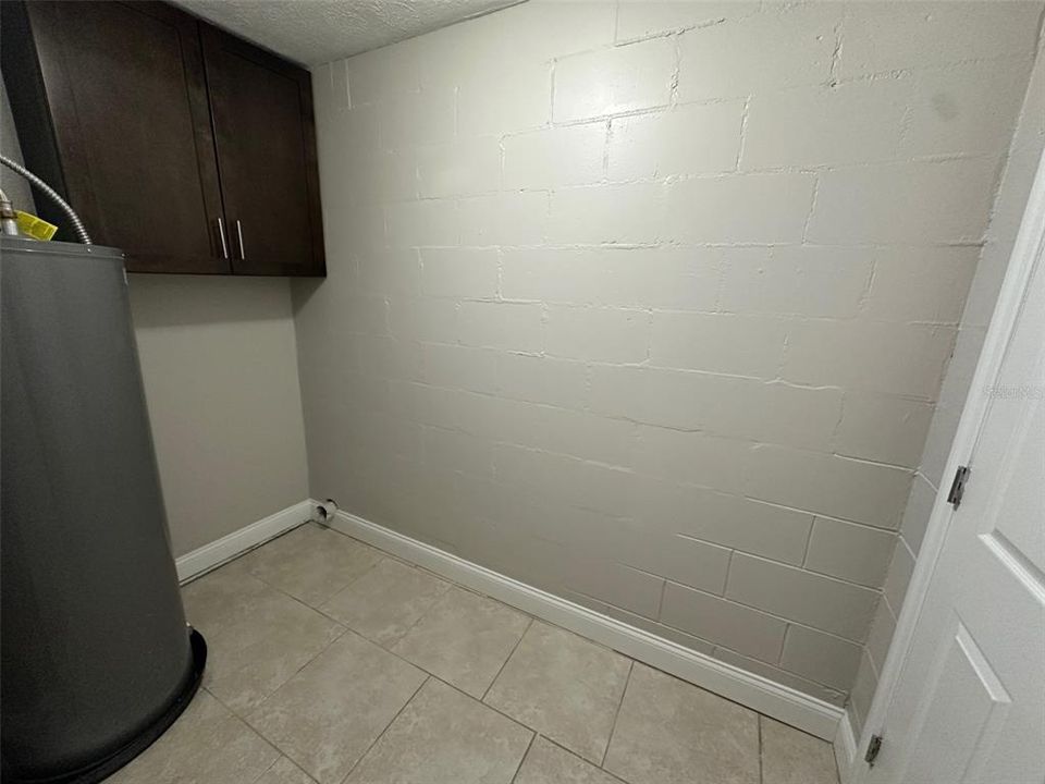 For Sale: $299,900 (4 beds, 2 baths, 1522 Square Feet)