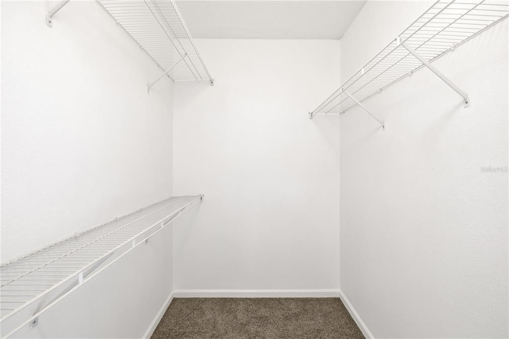 For Sale: $329,000 (2 beds, 2 baths, 1148 Square Feet)