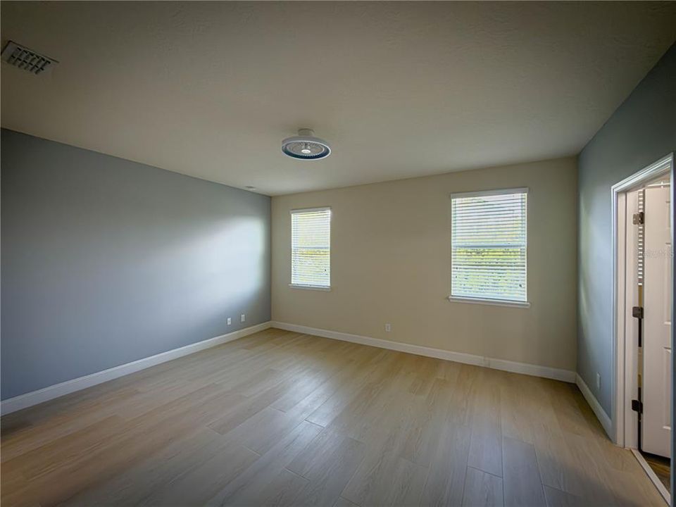 待售: $669,000 (3 贝兹, 2 浴室, 2448 平方英尺)