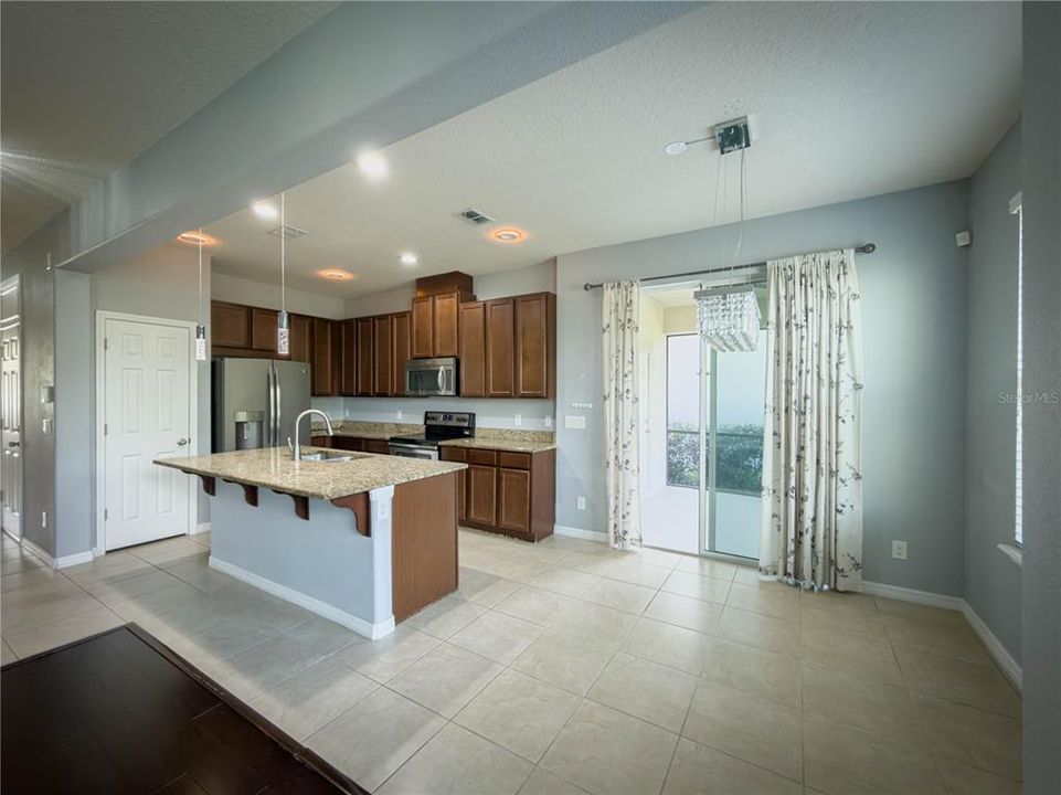 待售: $669,000 (3 贝兹, 2 浴室, 2448 平方英尺)