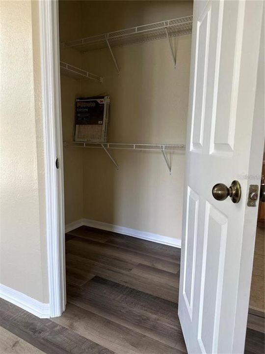 For Rent: $1,475 (1 beds, 1 baths, 740 Square Feet)